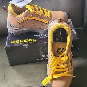 Safetoe safety shoes